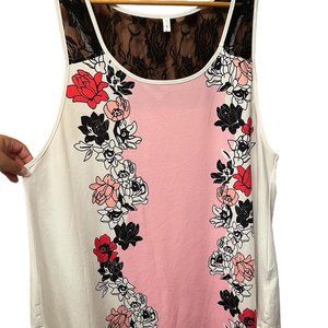 Cute sleeveless top with floral Lateran and black lace back